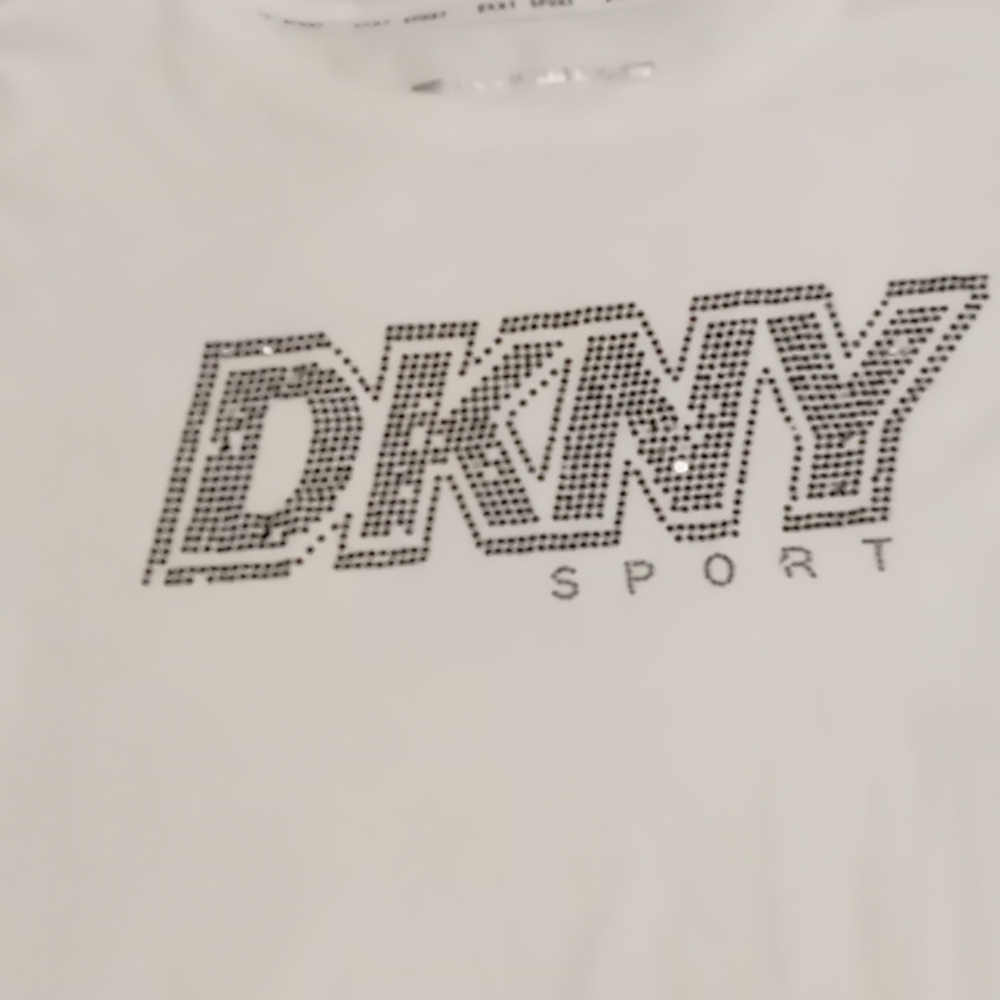 DKNY t-shirt